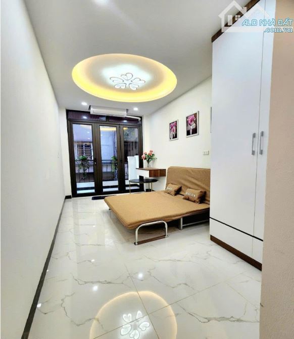 Cần bán nhà phố Hàng Chuối - 23m2 x 5 Tầng 3 ngủ, đẹp long lanh - SĐCC - 2
