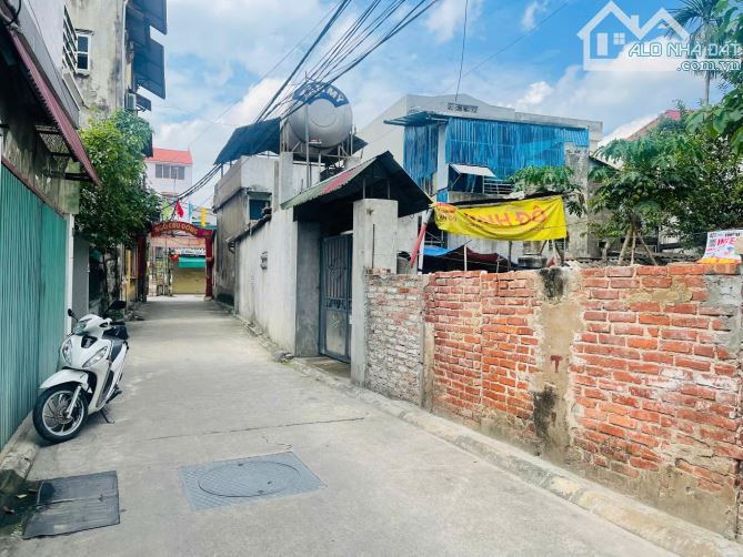 Bán đất tặng dãy nhà trọ cho thuê dòng tiền tại làng nghề sầm uất Kiêu Kỵ hơn 6 tỷ ngõ ô - 2