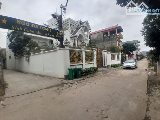 SIÊU PHẨM ĐẠC TÀI MAI ĐÌNH - MT RỘNG  5M- NGÕ THÔNG Ô TÔ - DT 100M GIÁ 4.3 TỶ. FULL THỔ CƯ - 2