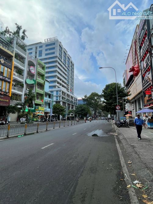 GÓC 2 MẶT TIỀN... Nguyễn Tri Phương, Q.10 - 145m2 (8.2 x 18m) - Hầm 10 Tầng - Bán 72 Tỷ - 2