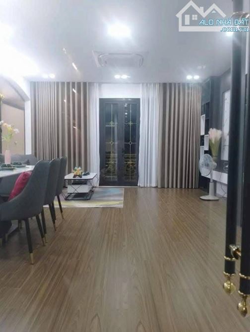 NHÀ ĐẸP PHỐ VƯƠNG THỪA VŨ_TX_OTO TRÁNH_GARA 2 OTO_KD ĐỈNH_DT 50m2_7TẦNG_GIÁ 21.3 Tỷ - 2