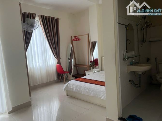 KẸT TIỀN CẦN BÁN CĂN NHÀ ĐANG CHO THUÊ 25TR/ THÁNG , YERSIN  P9 ĐÀ LẠT - 2
