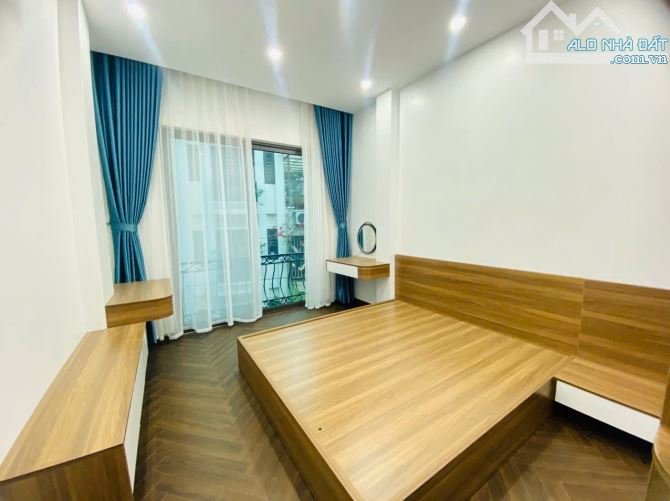 BÁN NHÀ CỰC ĐẸP SÂN CỔNG RIÊNG BIỆT 4 TÂNG THANG MÁY FULL NỘI THẤT65M 2THOÁNG CHỈ 11,8 TỶ - 2