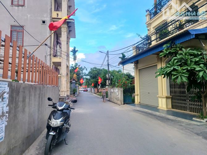 80m2 đất Tân Dương mặt đường trải nhựa thông sang Đỗ Mười giá chỉ 4,x tỷ - 2