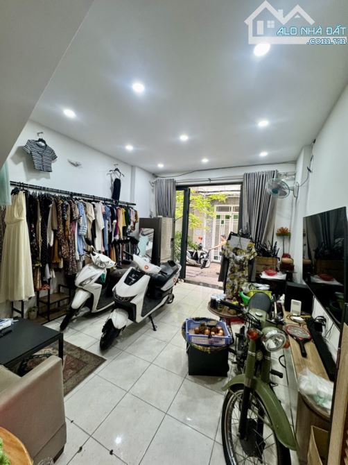 BÁN NHÀ - QUẬN 3 - LÊ VĂN SỸ - 2 TẦNG - 34M2 - HẺM 4M - HẺM THÔNG - NHỈNH 5 TỈ - 2