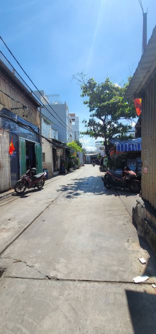Nhà xưởng hẻm một xẹt thông 6m đường Mã Lò, 14x50m nở hậu 25m tổng diện tích 838m2 - 2