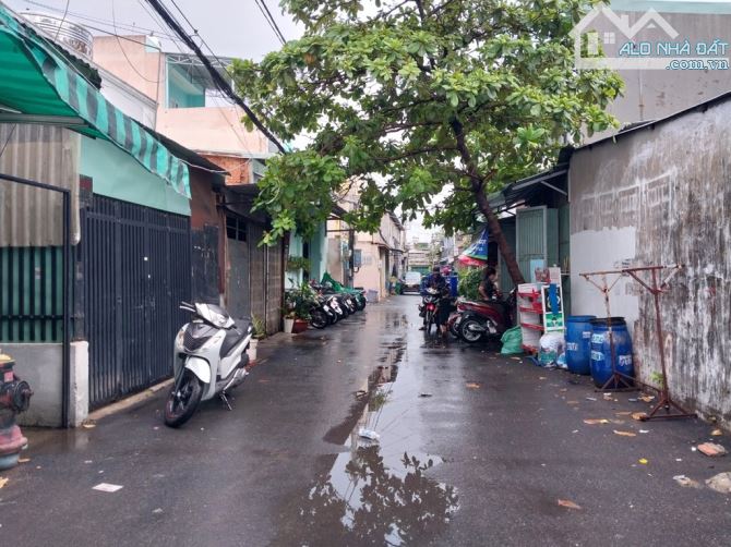 Nhà Xưởng đường TTN13, p TTN, Q12, dt 150m2 (5mx30m), Hẻm 6m, DÒNG TIỀN 11TR/TH - 8,9Tỷ - 2