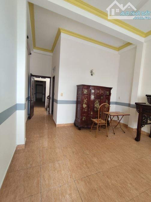 Bán nhà gấp cho con du học nước ngoài 88m2 3 tầng sân thượng trước sau 6PN  giá chào 8tỷ6 - 3