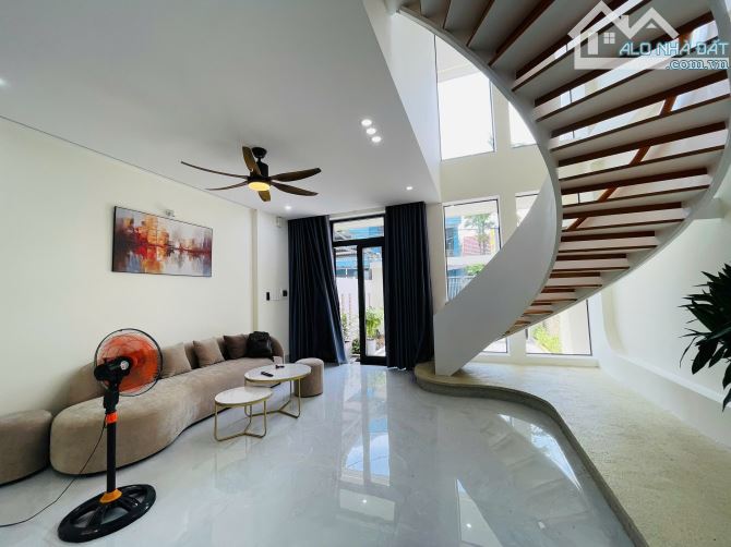 Bán nhà 3 tầng sát mặt tiền kiệt ô tô đậu Lê Ngô Cát , Thuỷ Xuân , Tp Huế vị trí thuận lời - 3
