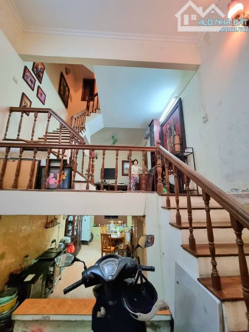 BÁN NHÀ PHÂN LÔ NGUYỄN PHÚC LAI - ĐỐNG ĐA 45.3m X4 TẦNG - MẶT TIỀN 4m - GIÁ: 12.5 TỶ - 3