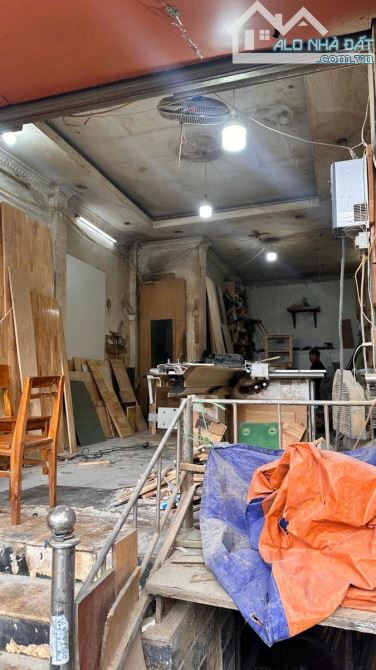 Bán Nhà MẶT PHỐ Đê La Thành Đống Đa 64m2 3 tầng mt 4.5m - 3