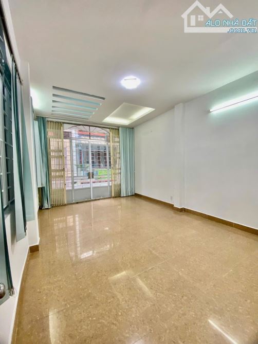PHAN HUY ÍCH P15 TÂN BÌNH ,5 × 17 ,3 TẦNG ,HẺM XE HƠI THÔNG ,GẦN CHỢ ,SÂN BAY CHỈ 8 TỶ 200 - 3