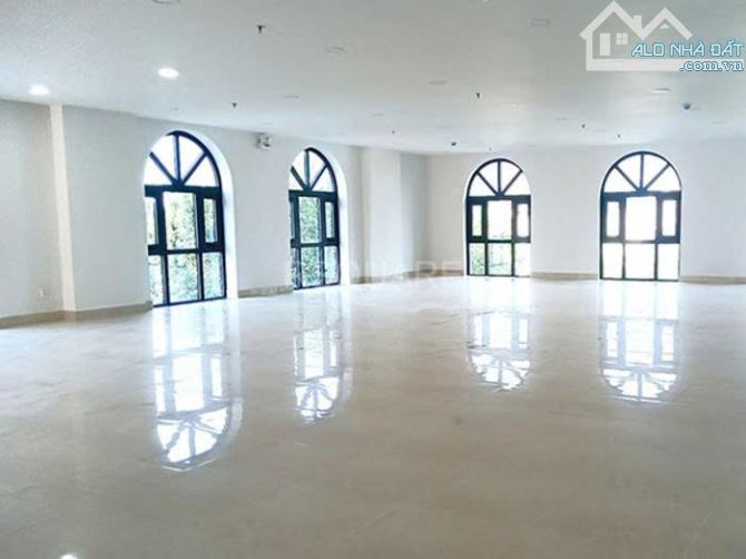 Building for lease - Cho thuê tòa nhà VP 2.500m2 P. Thảo Điền, TP. Thủ Đức, ngang lớn 12m - 3