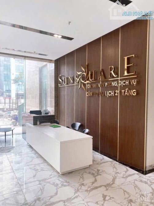 BÁN TOÀ BUILDING NGUY NGA VIP NHẤT MẶT PHỐ NGUYỄN HOÀNG 1815m2 - 24 TẦNG -MT 50m - 1468 TỶ