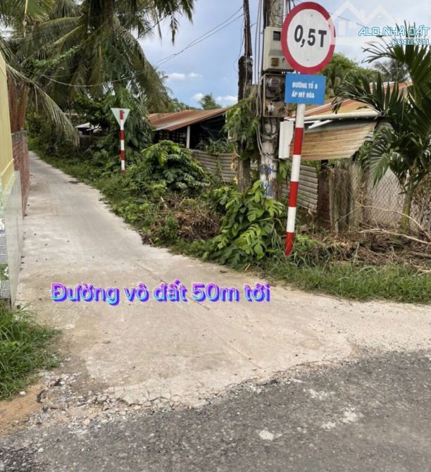 Bán 120m2 Đất Full Thổ Cư Đường xe Ô tô Ra Vào Hẻm Thông, Ấp Mỹ Hòa ,Xã Mỹ Phong ,Tp Mỹ  T - 3
