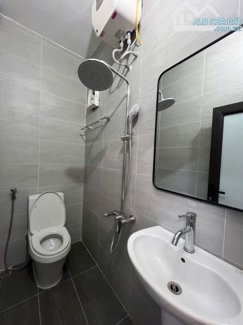Gia đình tôi bán nhà phố CÁT LINH HÀO NAM 3 bước ra phố trước nhà rộng SH Quay Đầu 20m2 - 3