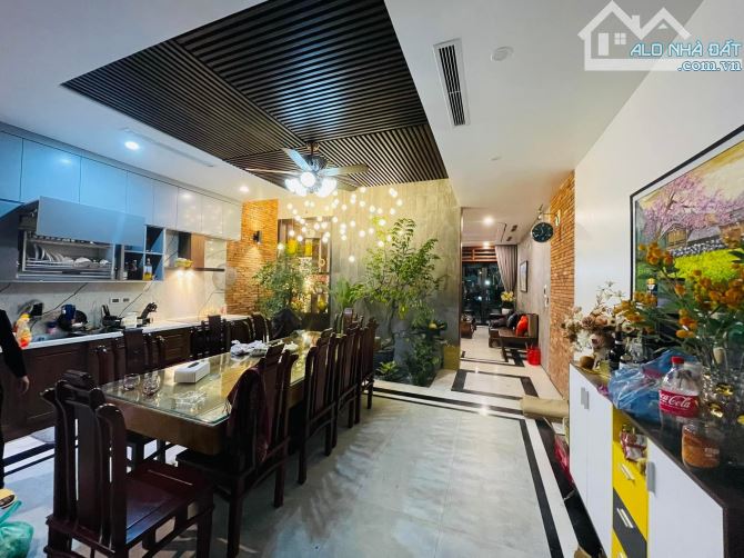 BÁN NHÀ PHỐ TRUNG HOÀ, CẦU GIẤY - 100M2 X 5T, MT 5.5M CHỈ 27 TỶ - Ô TÔ TRÁNH - VỈA HÈ - KD - 3