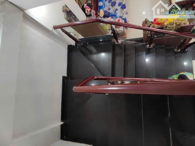 🏡 BÁN NHÀ CHÍNH CHỦ LÂU NĂM - 4,1x13 - XE HƠI NGỦ TRONG NHÀ - P14 GÒ VẤP - NHỈNH 5 TỶ - 3