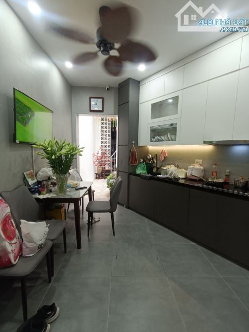 Cần bán nhanh nhà đẹp Đống Đa ngõ nông tiện ích đầy đủ 50 m2T chỉ 8,5 tỷ - 3