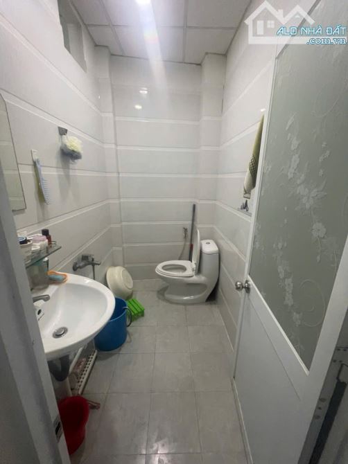 NHÀ BÁN GẤP CHÍNH CHỦ ĐƯỜNG TÂN HOÀ ĐÔNG P14Q6 giá 4,7 tỷ - 3