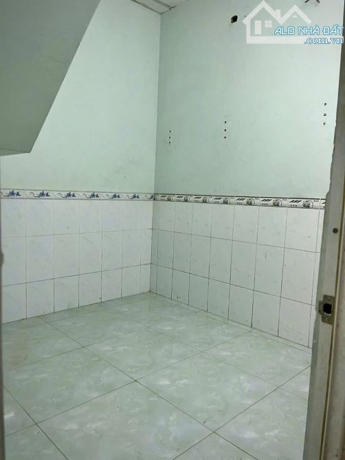🏡 BÁN NHÀ TÂN THỚI HIỆP 13 – Q12 SÁT VÁCH GÒ VẤP Giá: 3.35 tỷ  DT: 4x13m SHR - 3