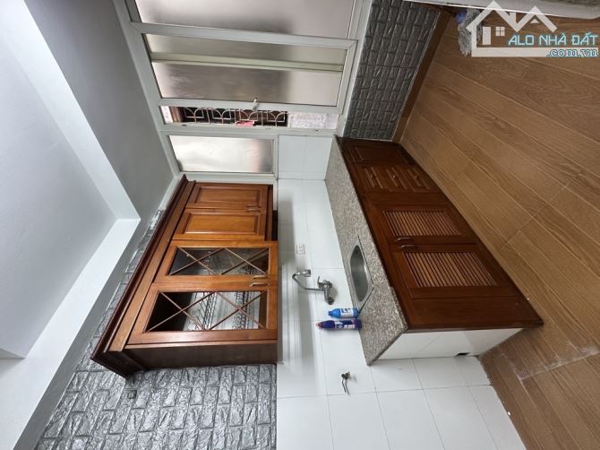 BÁN GẤP LÔ ĐẤT 120 M2 - MẶT T - 10 M - THƯỢNG ĐÌNH THANH XUÂN ,Ô TÔ ĐỖ CỬA - 3