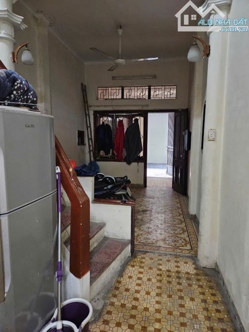Vị trí ngõ 1194 Đường Láng đẹp, ngõ ô tô DT 41m2 4 tầng mặt tiền 3.2m Giá 12.5 tỷ - 3