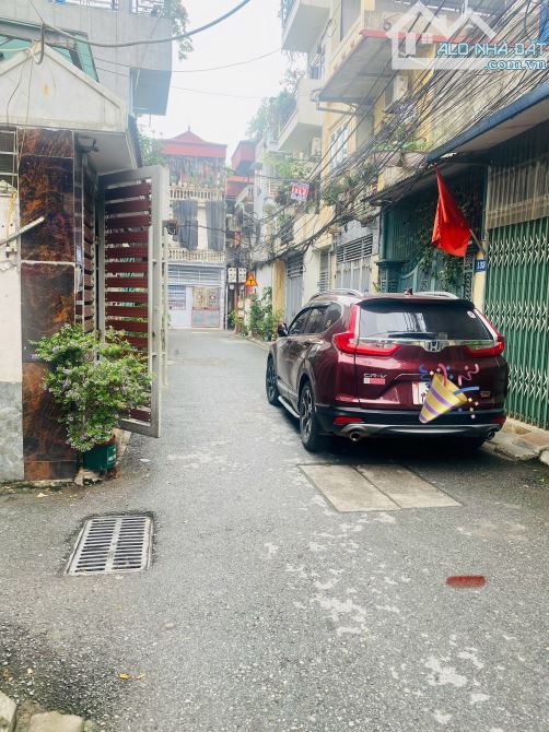 SÀI ĐỒNG, LONG BIÊN- CĂN NHÀ 3 TẦNG THIẾT KẾ ĐỘC ĐÁO, ĐỘC BẢN- Ô TÔ GẦN, NỘI THẤT ĐẸP- 38M - 3