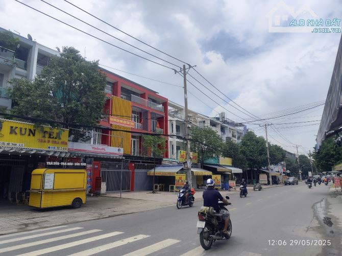 Bán Đất Tặng Nhà C4 Nguyễn Thị Búp - Hẻm oto Thông Ngay Hiệp Thành City - 100m2 - Hơn 4 Tỷ - 3