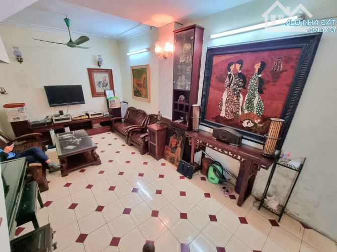 BÁN NHÀ PHÂN LÔ NGUYỄN PHÚC LAI - ĐỐNG ĐA 45.3m X4 TẦNG - MẶT TIỀN 4m - GIÁ: 12.5 TỶ - 4