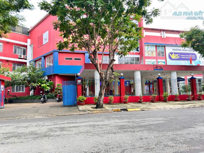 CHUYỂN NHƯỢNG TOÀN BỘ TRƯỜNG MẦM NON VIỆT ANH , p.tam bình ,tp.thủ đức. DT-4439m2- 179 tỷ - 4