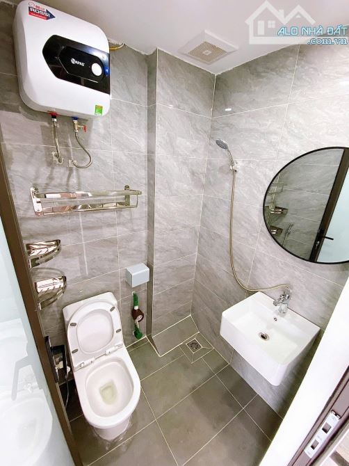 Bán toà CHDV phố Thái Hà - Trung Liệt. DT 56m2 x 7T. 2 thoáng. Giá 18.5 tỷ - 4