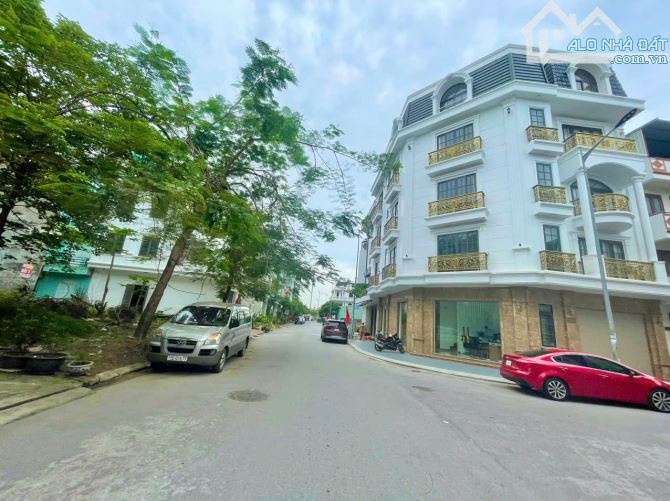 🔥🔥 Lô  Đông Nam 50m2 rẻ nhất tđc Xi Măng, Sở Dầu, Hồng Bàng - Giá chỉ 3,55 tỷ - 4