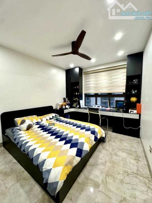 Bán nhà Ngọc Lâm 6 tầng 52m gara oto, thang máy, gần phố giá hơn 17 tỷ - 4