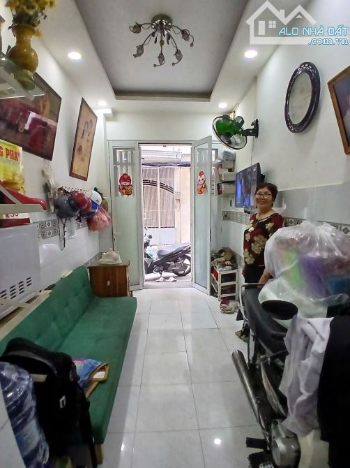 Bán nhà 4 Tầng hẻm 601 Cách Mạng Tháng 8, P15, Q10 - 4 tỷ - 4