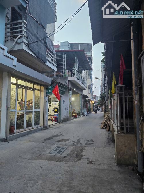 Văn La, Phú La, Hà Đông, Chính chủ gửi bán nhà 57m 3 tầng dân xây, 3 thoáng, chỉ hơn 8 tỷ - 5