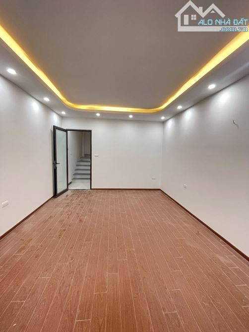 NHÀ HUYỀN KỲ PHỐ XỐM HÀ ĐÔNG, 35M, 5T, MT3,5M, GIÁ 4,7 TỶ - 5