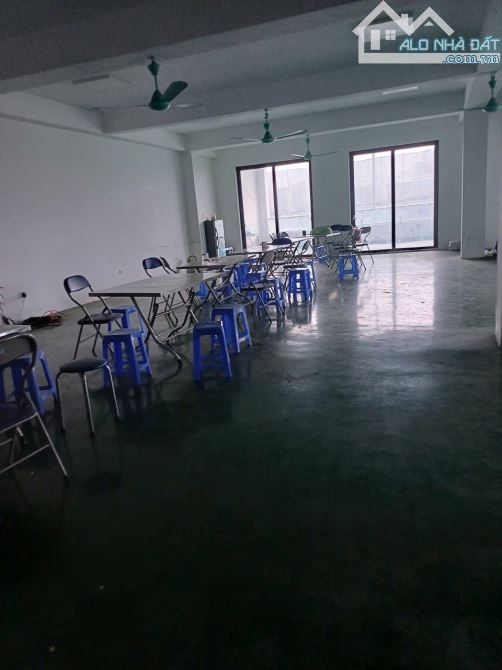 Cho thuê nhà xưởng 1250m vuông tại làng nghề triều Khúc Thanh Trì giá 132 triệu/tháng - 5