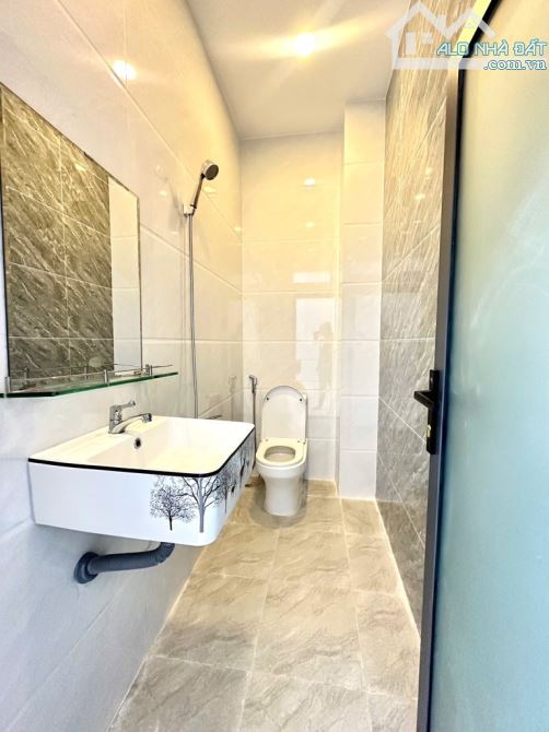 🏡 NHÀ ĐẸP 3 TẦNG – NGAY 4 XÃ – HXH RỘNG – GIÁ NHỈNH 5 TỶ 💥 - 5