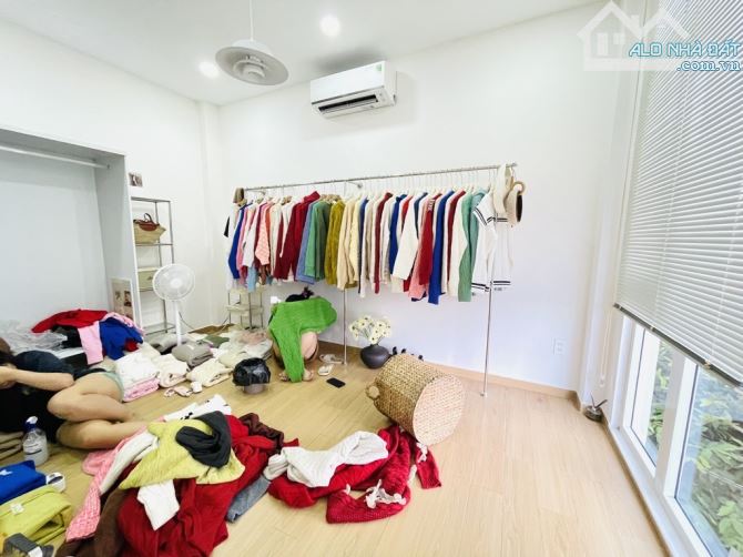 65M² – BÁN NHÀ ĐẸP QUANG TRUNG – 4 TẦNG - 8 PN – HẺM XE TẢI – P10 GÒ VẤP – NHỈNH 6.5 TỶ - 6