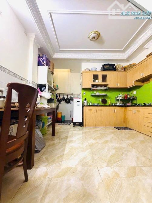 Chỉ Nhick 4 tỏi-HẺM NHỰA 6M ngay cạnh BỆNH VIỆN Q12 ~ 50m2 2 tầng - 6