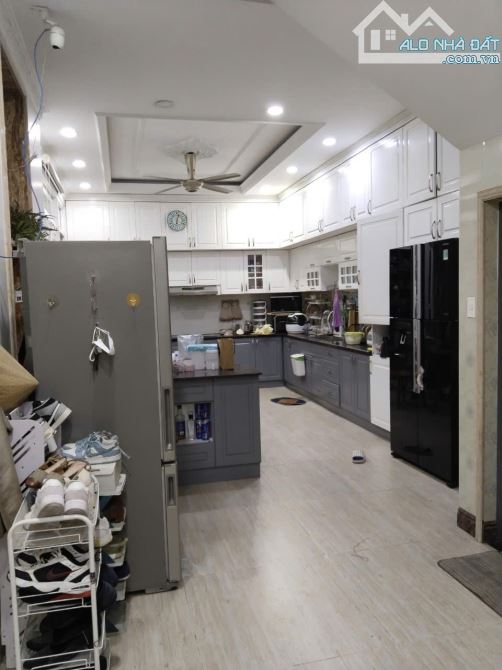 Bán gấp nhà 171m2. 4 tầng. Liên khu 4-5. BHHB. Bình Tân. 10.8T - 7