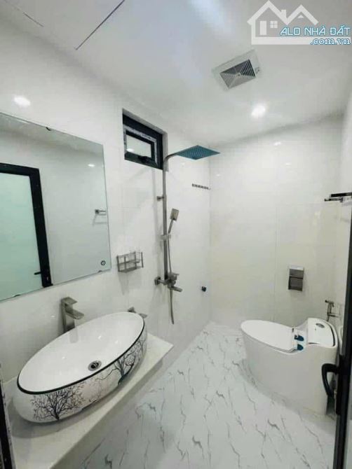 BÁN NHÀ NGÕ 77 BÙI XƯƠNG TRẠCH 42m2 6 TẦNG MT 3m CHỈ 8.6 TỶ - 7