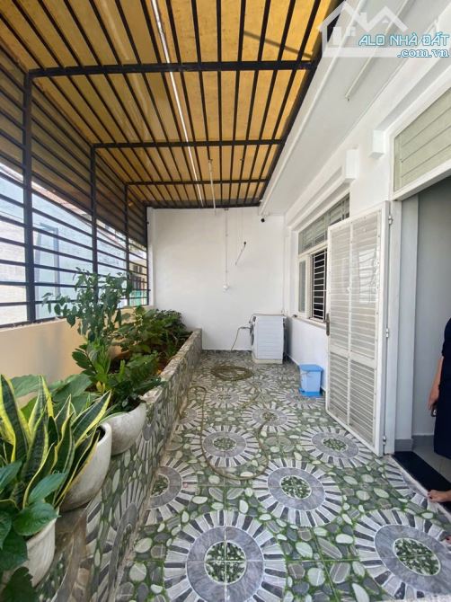 BÁN GẤP BIỆT THỰ CAO CẤP KHU NAM LONG - TRẦN TRỌNG CUNG, Q7 -CN 200M2- GIÁ CHỈ 29.5 TỶ - 7