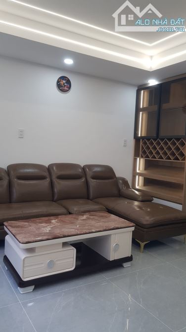 Bán nhà 235/ sát mặt tiền chợ gò xoài. Phường bhha. Bình tân . giá 10,5 tỷ thương lượng - 7