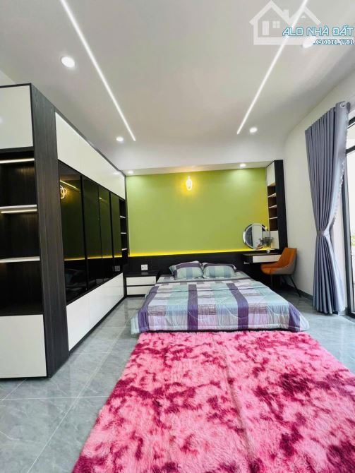 GIÁ TỐT NHÀ NGUYỄN BIỂU,QUẬN 5. GIÁ 4TỶ130/65m2(5mx13m).SỔ HOÀN CÔNG. ĐANG CHO THUÊ 27TR/T - 8