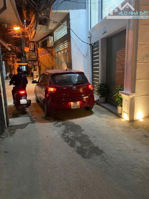 Nhà Phân Lô Phú Mỹ. DT 54m2* 7Tầng* MT Rộng. Thang máy- OTO đi qua- 11 Phòng KK- DThu ~75T - 8