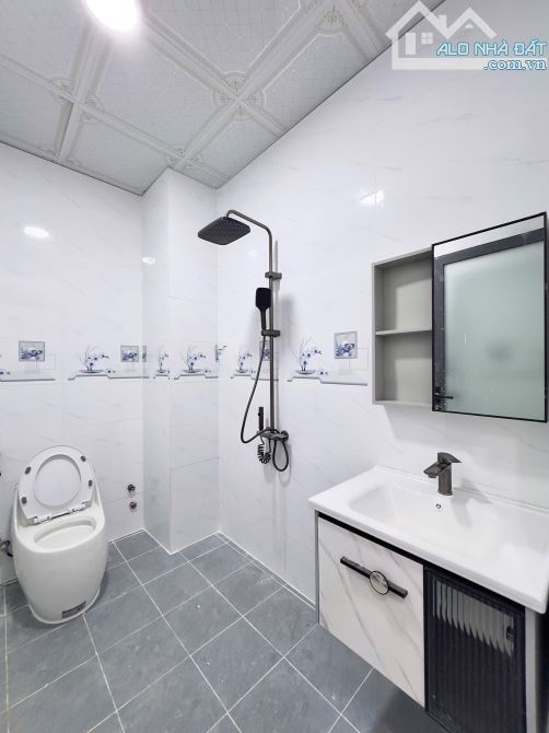 CHỦ GỬI BÁN NHÀ 1TRỆT 1LẦU (CÓ HOÀN CÔNG) MỚI 100% - P. QUANG VINH. GIÁ CHỈ 2,9 TỶ - 9