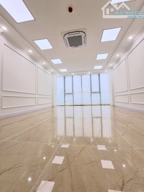 Bán nhà Võ Chí Công, lô góc, ô tô tránh, kd, 83m2x8t, mt 6m, 27.5 tỷ - 2