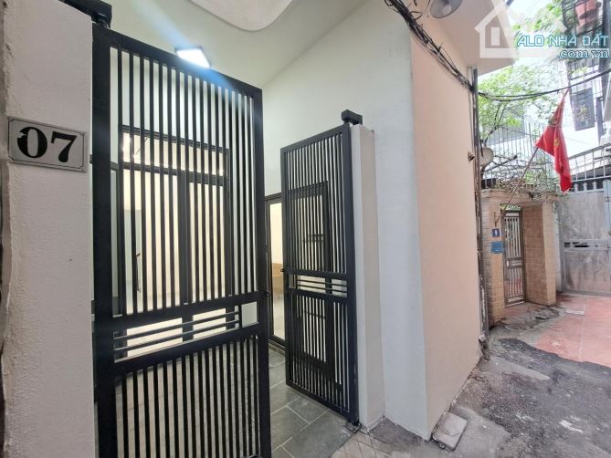 Mỗ lao lô góc 50m mt4m, 2 tầng 3 ngủ, ô tô tránh cách 20m an sinh đỉnh